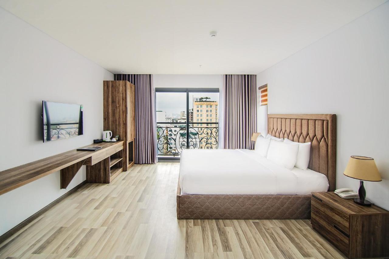 Sea Light Hotel Дананг Екстериор снимка